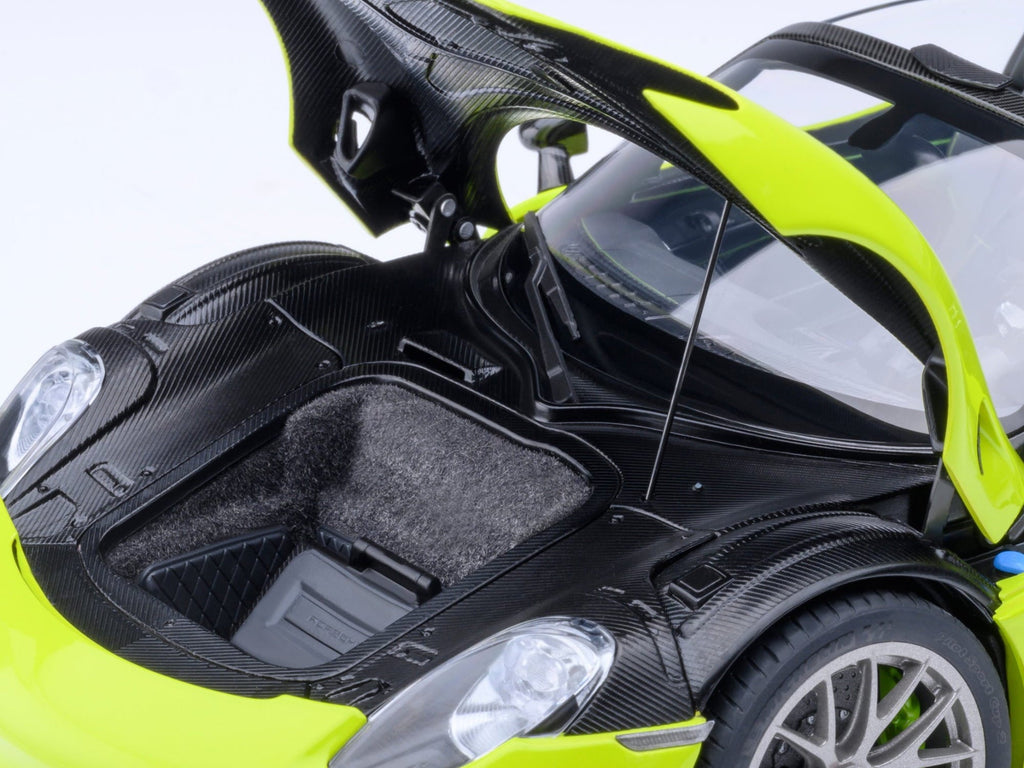 Porsche 918 Spyder "Weissach Package" Acid Green 1/18 Model Car by Autoart